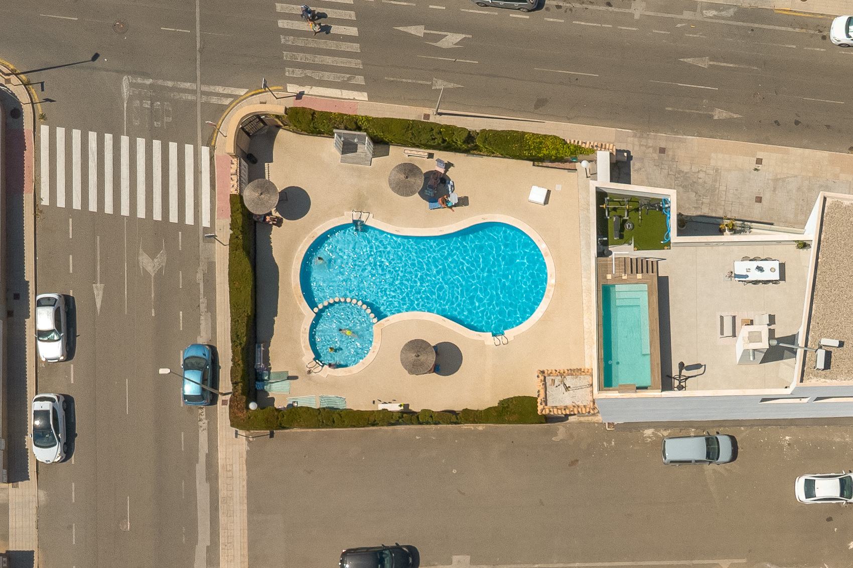La piscina de La Zenia desde arriba
